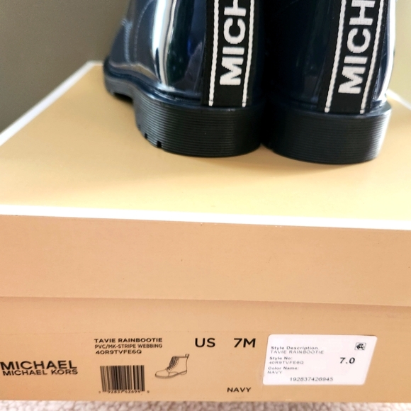 Michael Kors Tavie Navy Combat Rain Bootie 7 - Picture 5 of 5